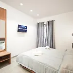 아파트 Dimora Essentia *